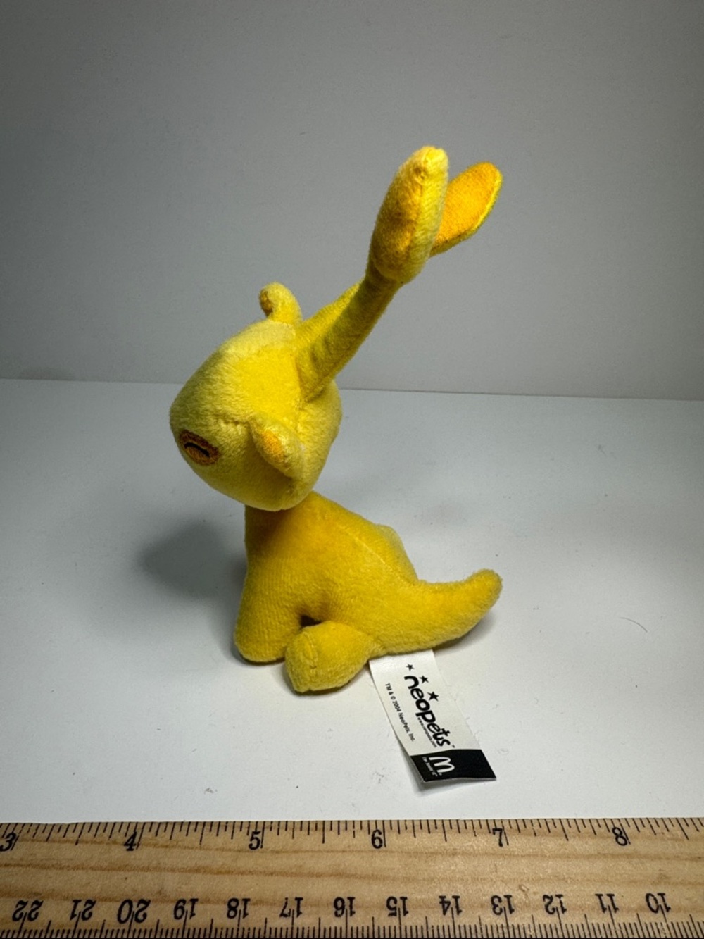2004 Neopets Yellow Aisha plush McDonald's Happy Meal collectible mini animal - Picture 3 of 5